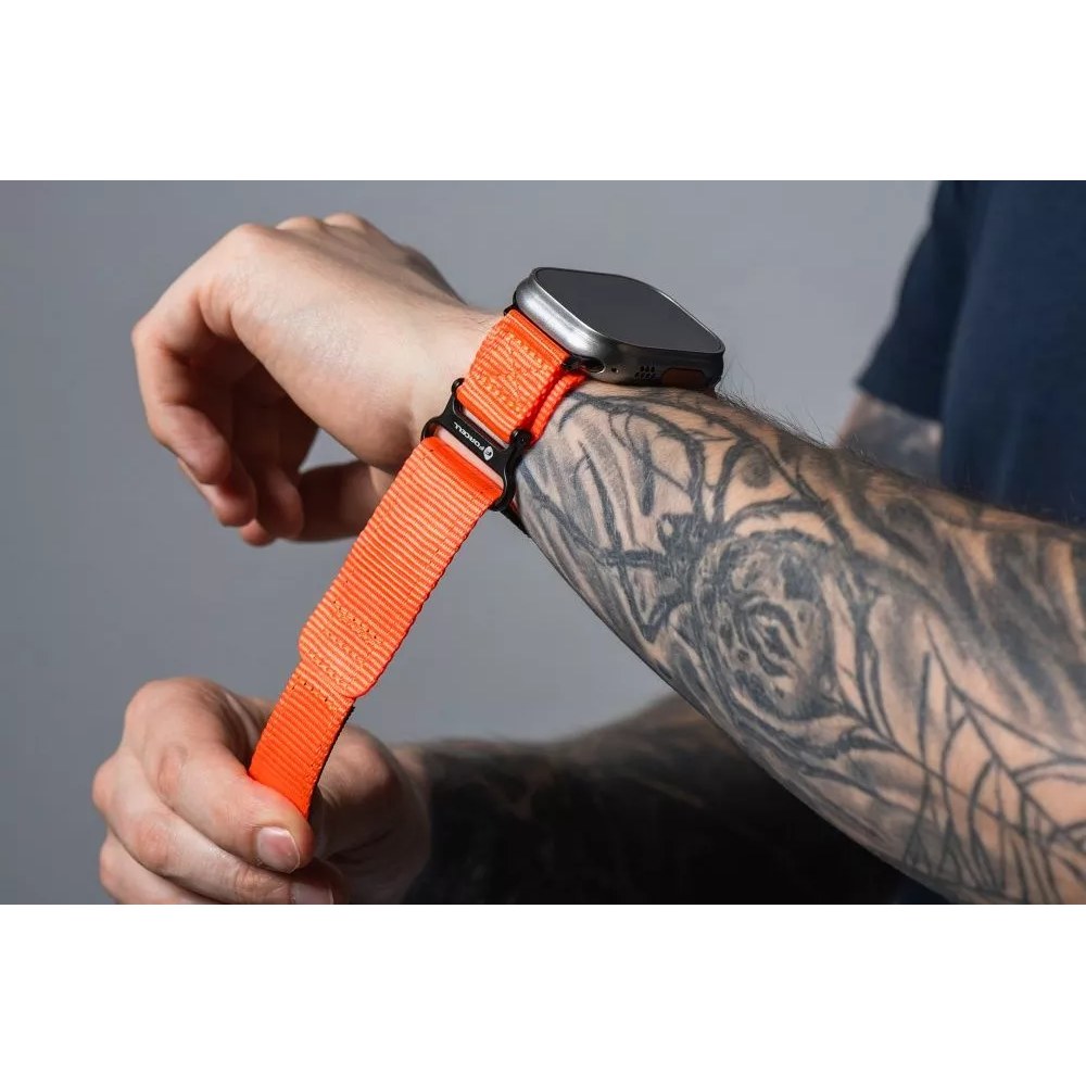 F-DESIGN FA05 nylonový řemínek pro APPLE Watch 38 / 40 / 41 mm oranžový
